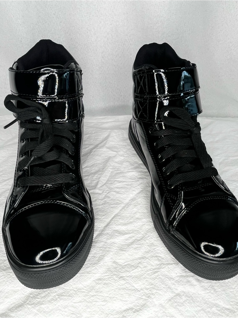 Alexandra Collection Patent High Top Sneakers Black Lace-Up Women’s Size 9